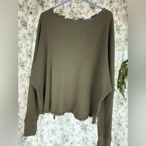 FREE PEOPLE GREEN WAFFLE LONG
SLEEVE/TUNIC - Picture 2 of 6